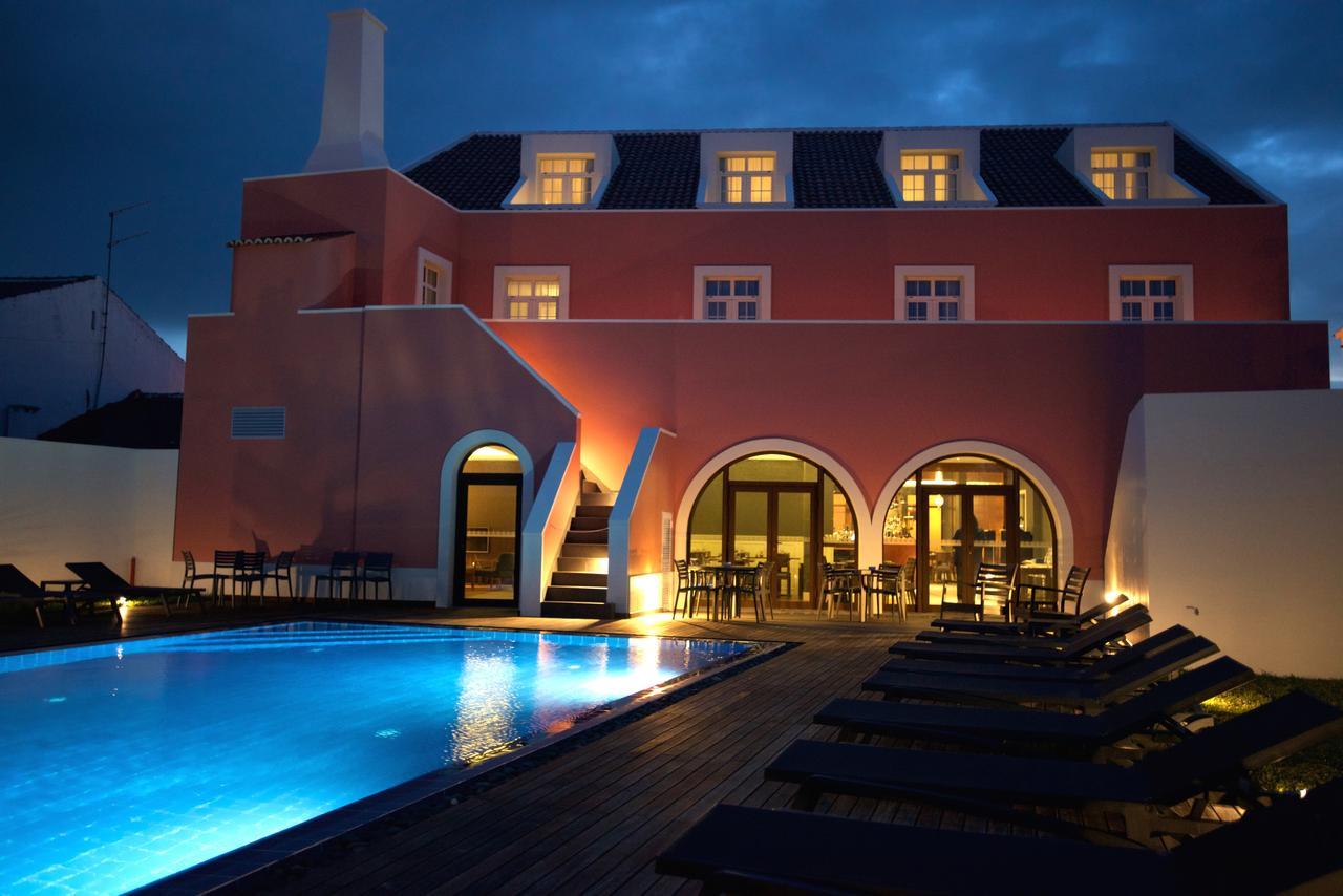 Charming Blue Hotel วิลาโดปอร์โต ภายนอก รูปภาพ