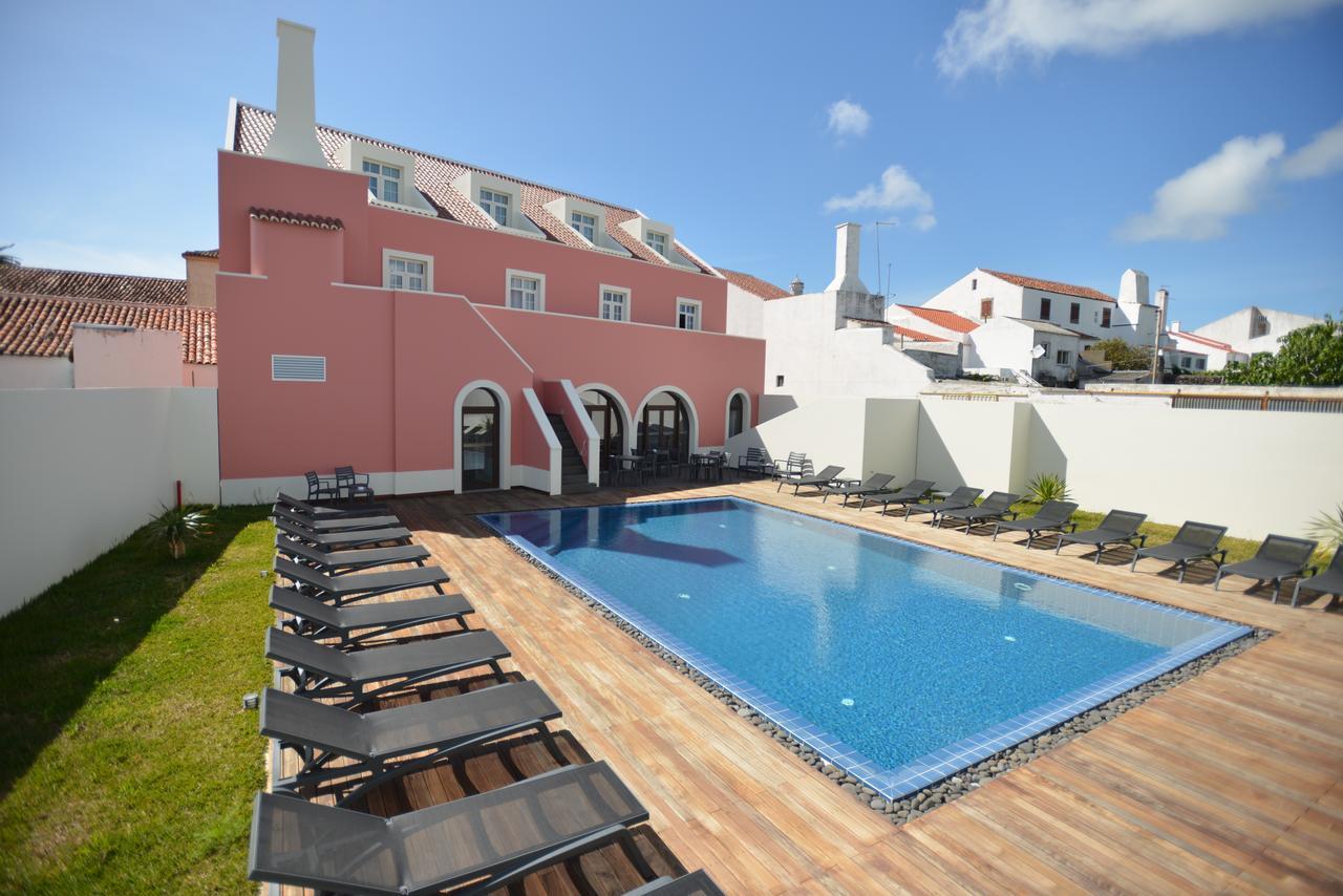 Charming Blue Hotel วิลาโดปอร์โต ภายนอก รูปภาพ