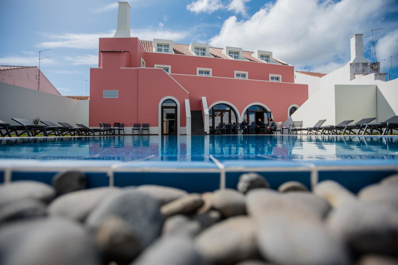 Charming Blue Hotel วิลาโดปอร์โต ภายนอก รูปภาพ